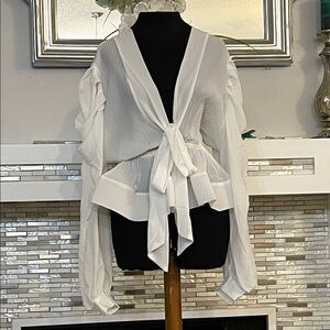 NWT Step in Style White Women's Top OS